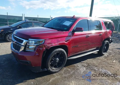 2017 Chevrolet Suburban Lt z USA, uszkodzony, nr VIN 1GNSKHKC2HR236141